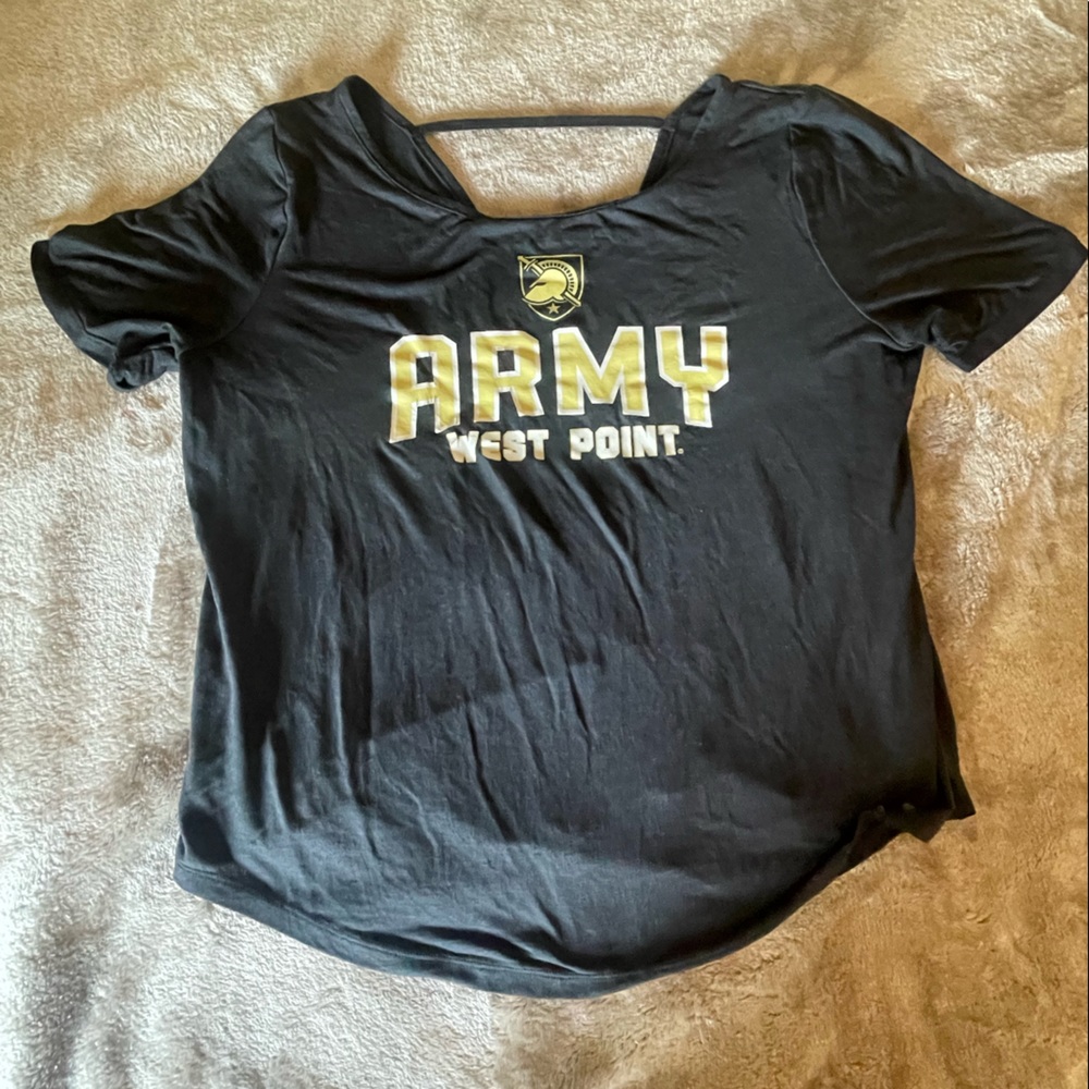 Women’s Under Armour West Point Army workout shirt size XS